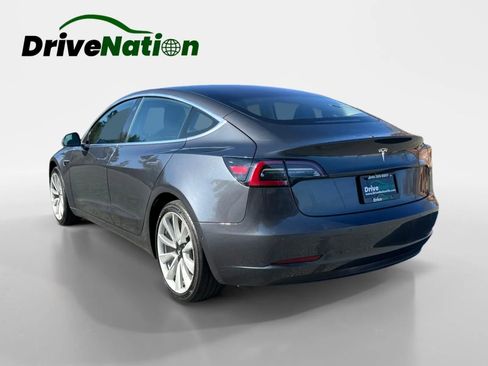 Used 2019 Tesla Model 3 Mid Range image 7
