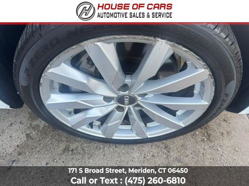 Used 2017 Audi A4 2.0T Premium image 31