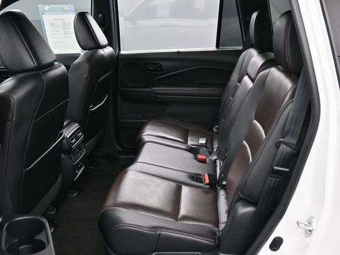 Used 2024 Honda Passport Black Edition image 31