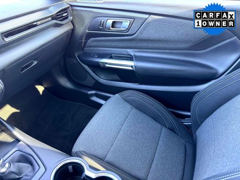 Used 2025 Ford Mustang GT image 31