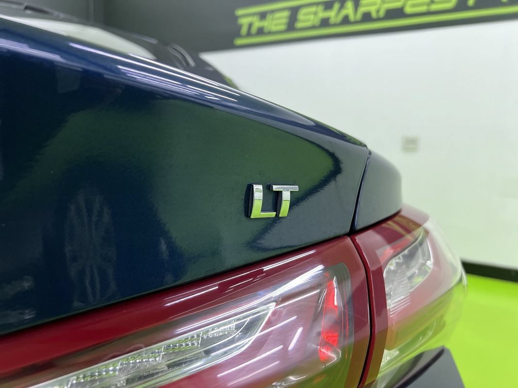 Used 2022 Chevrolet Malibu LT FWD image 14