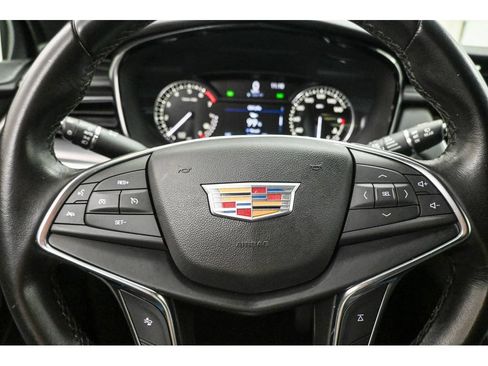 Certified 2023 Cadillac XT5 Luxury AWD/4WD image 13