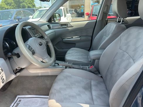 Used 2010 Subaru Forester 2.5X Premium image 11