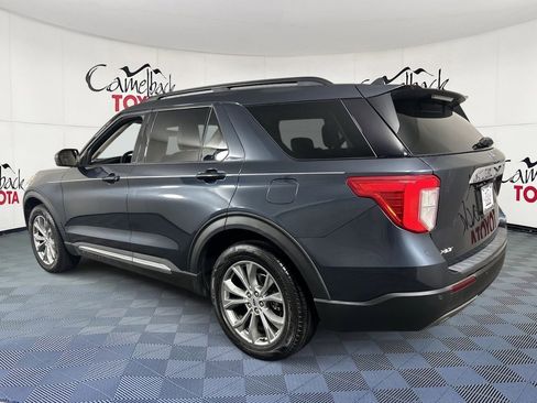 Used 2022 Ford Explorer XLT w/ Equipment Group 202A image 5