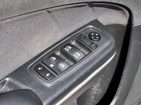 Used 2019 Dodge Charger R/T RWD image 23