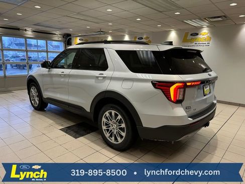 New 2026 Ford Explorer Active w/ Active Comfort Package image 20