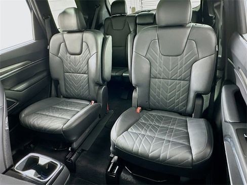 Used 2025 Kia Telluride SX Prestige X-Line image 11