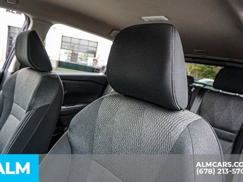 Used 2025 Nissan Rogue SV image 18