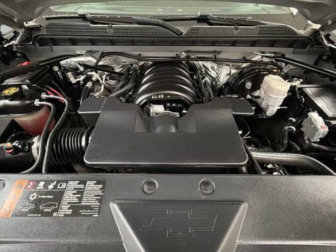Used 2017 Chevrolet Silverado 1500 Custom w/ Custom Convenience Package RWD image 23