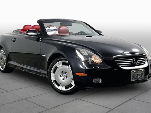 Used 2005 Lexus SC 430 Convertible RWD image 2