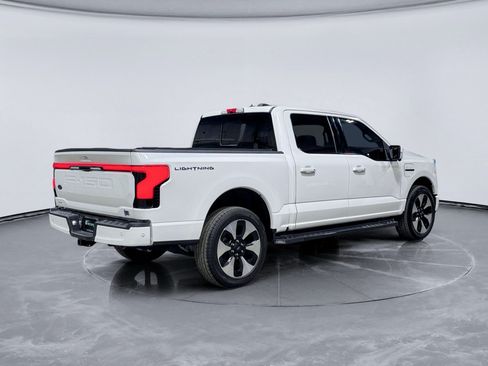 Used 2022 Ford F150 Lightning Platinum AWD/4WD image 3