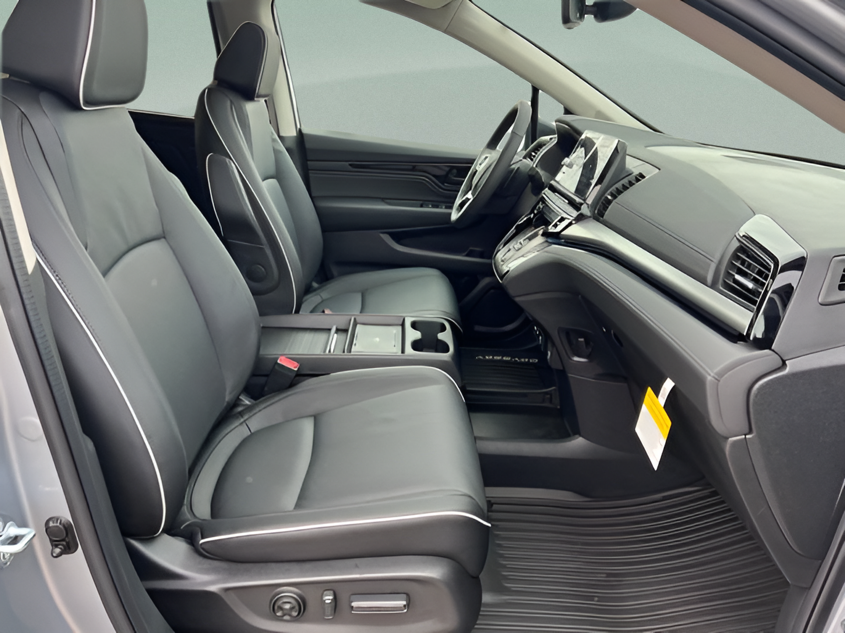 Used 2026 Honda Odyssey Touring image 26
