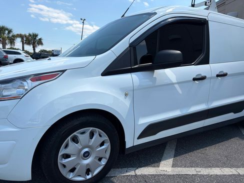 Used 2018 Ford Transit Connect XLT FWD image 16