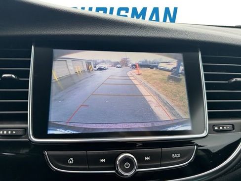 Used 2018 Buick Encore Preferred image 17