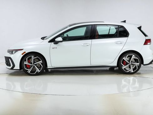New 2026 Volkswagen GTI SE FWD image 2
