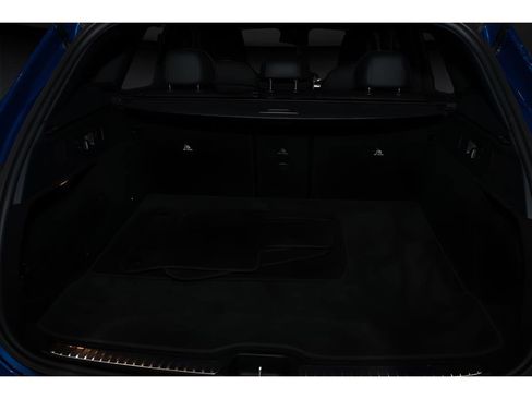 Used 2024 Mercedes-Benz GLC 300 4MATIC w/ AMG Line image 36