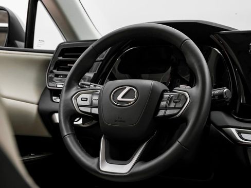 Used 2024 Lexus RX 350 350 w/ Technology Package image 10