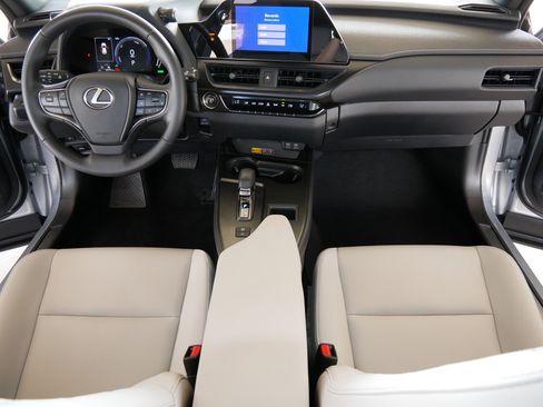 Used 2025 Lexus UX 300h FWD w/ Accessory Package (Z2) image 26