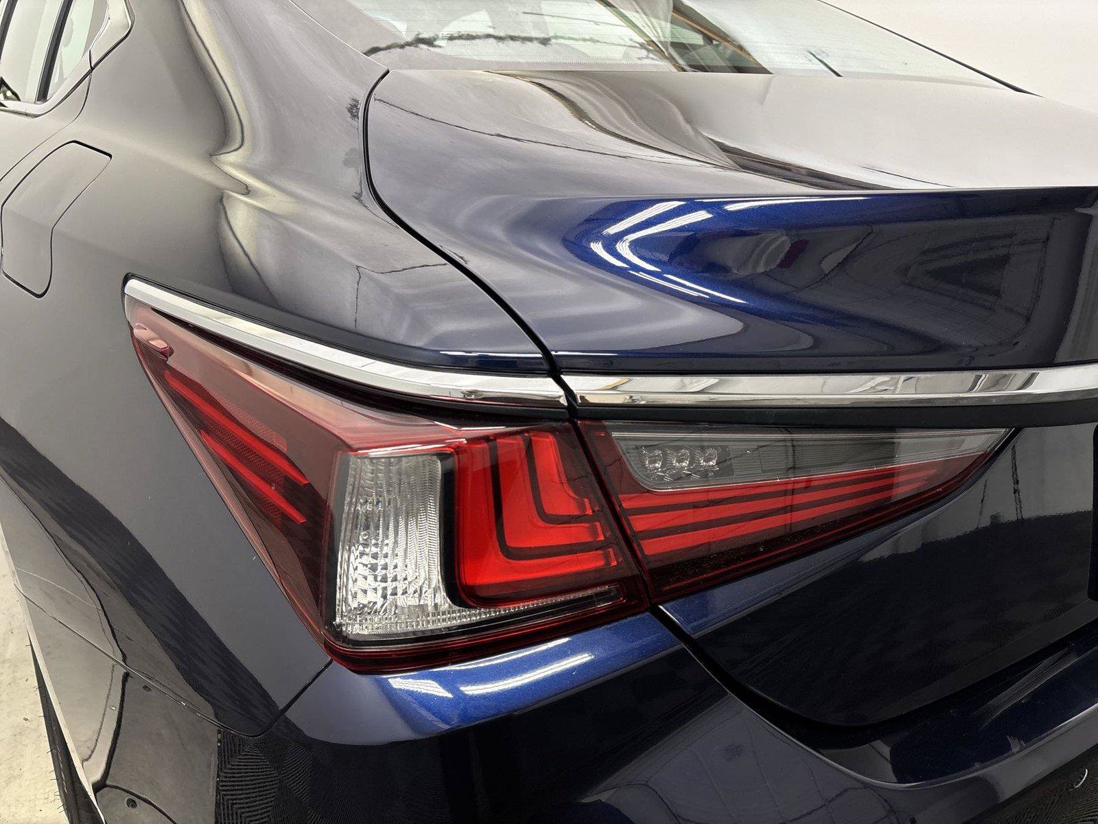 Used 2022 Lexus ES 350 w/ Premium Package FWD image 19