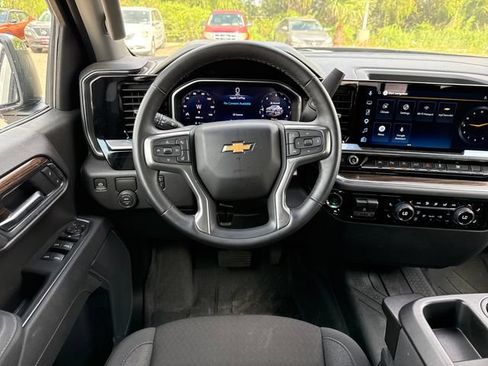 Used 2026 Chevrolet Silverado 1500 LT w/ Texas Edition Plus RWD image 13