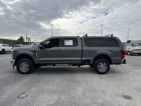Used 2025 Ford F350 Lariat image 5