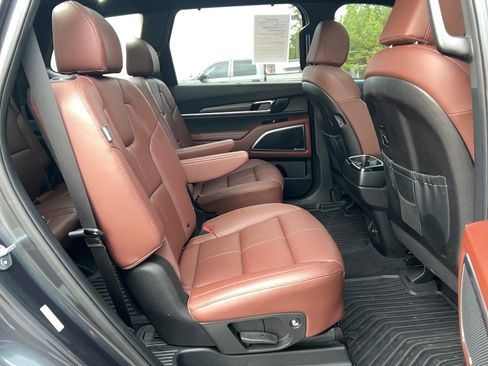 Used 2023 Kia Telluride SX image 26
