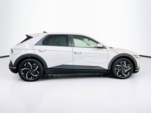 Used 2024 Hyundai Ioniq 5 SEL AWD/4WD image 10
