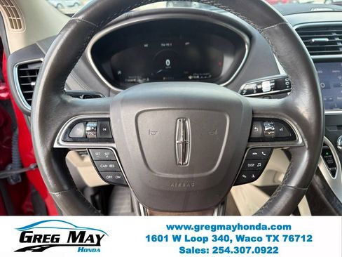 Used 2020 Lincoln Nautilus Reserve w/ Class II Trailer Tow Package FWD image 16