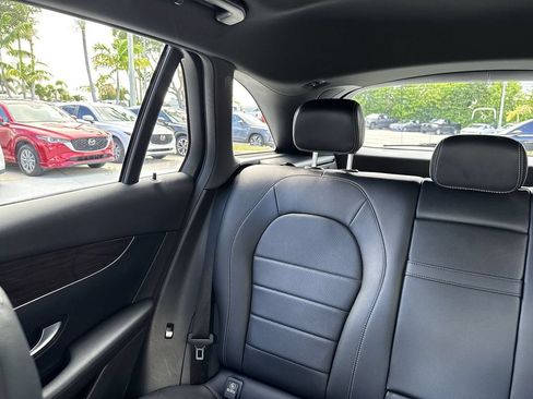 Used 2018 Mercedes-Benz GLC 300 image 17