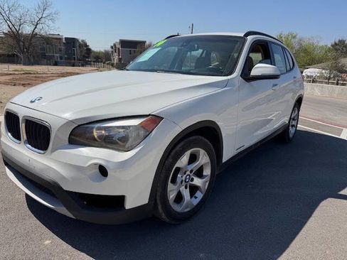 Used 2014 BMW X1 sDrive28i RWD image 3