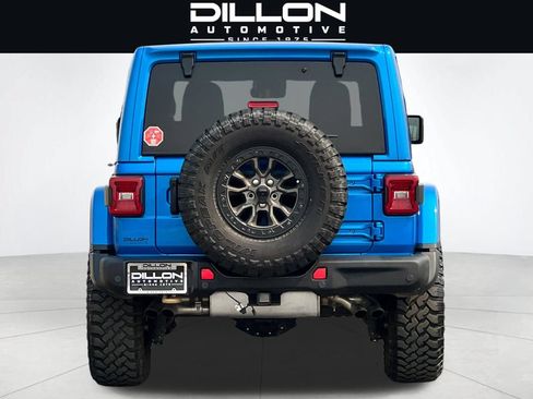 Used 2022 Jeep Wrangler Unlimited Rubicon AWD/4WD image 5