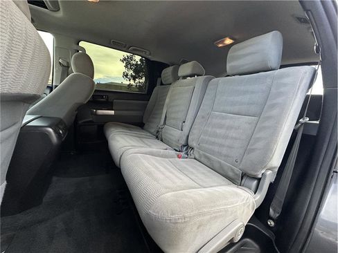 Used 2018 Toyota Sequoia SR5 w/ Carpet Cargo Mat Package image 21