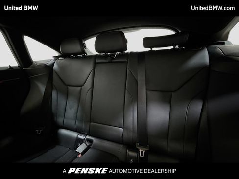 Used 2023 BMW i4 eDrive40 RWD image 13