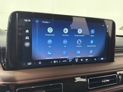 Certified 2025 Lincoln Aviator Reserve w/ Luxury Package RWD image 7