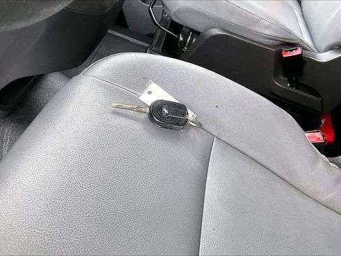 Used 2018 Ford Transit 250 image 18