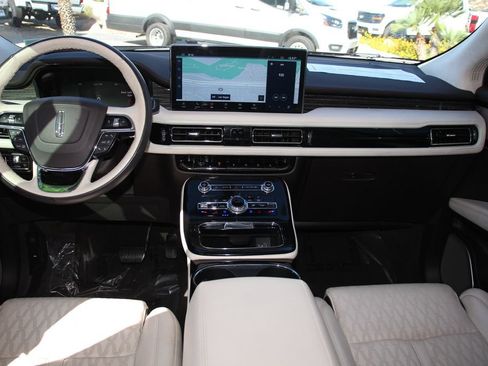 Certified 2022 Lincoln Nautilus Black Label AWD/4WD image 14