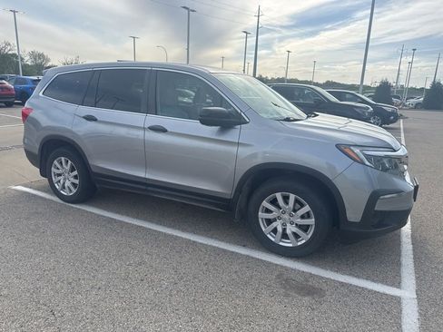 Certified 2021 Honda Pilot LX image 2