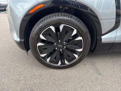 Used 2024 Chevrolet Blazer EV RS image 26