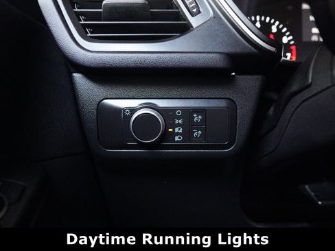 Used 2021 Ford Escape SE w/ Cold Weather Package image 11