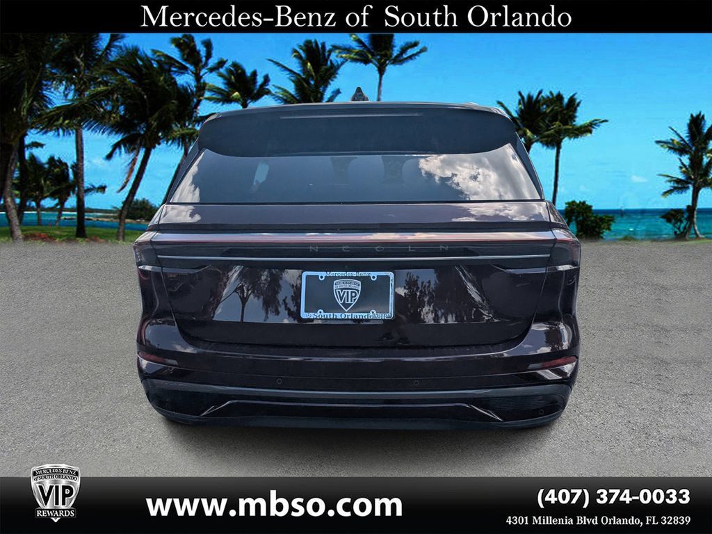 Used 2024 Lincoln Nautilus Reserve w/ Equipment Group 202A AWD/4WD image 18