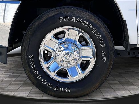 Used 2022 RAM 2500 Tradesman w/ Chrome Appearance Group image 33