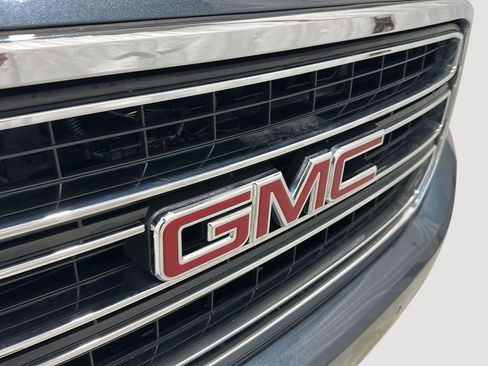 Used 2020 GMC Yukon XL SLT image 31