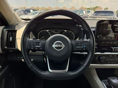 Used 2023 Nissan Pathfinder SL w/ SL Premium Package FWD image 22