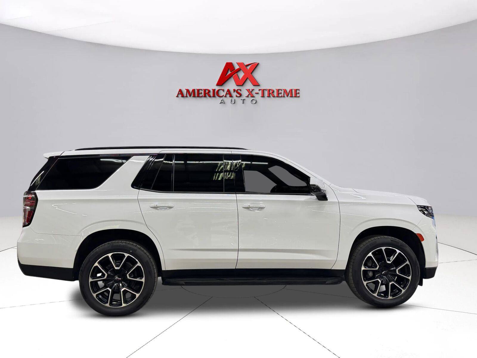 Used 2022 Chevrolet Tahoe RST w/ Luxury Package AWD/4WD image 7