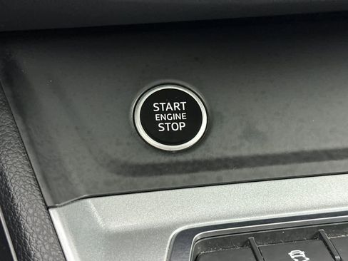 Used 2023 Audi Q3 2.0T Premium image 24