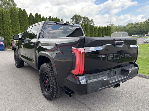 Used 2025 Toyota Tundra TRD Pro w/ Tow Tech Package AWD/4WD image 5