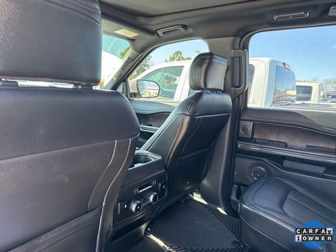 Used 2019 Ford Expedition Limited w/ Equipment Group 302A image 9