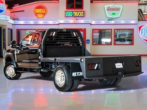 Used 2023 Ford F450 XLT w/ XLT Value Package AWD/4WD image 4