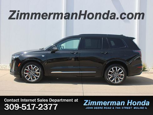 Used 2022 Cadillac XT6 Sport AWD/4WD image 24