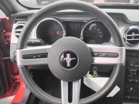 Used 2006 Ford Mustang GT Premium RWD image 16